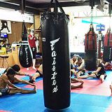 ÐÐ¾ÐºÑÐµÑÑÐºÐ¸Ð¹ ÑÑÐµÐ½Ð¸ÑÐ¾Ð²Ð¾ÑÐ½ÑÐ¹ Ð¼ÐµÑÐ¾Ðº Fairtex HB7